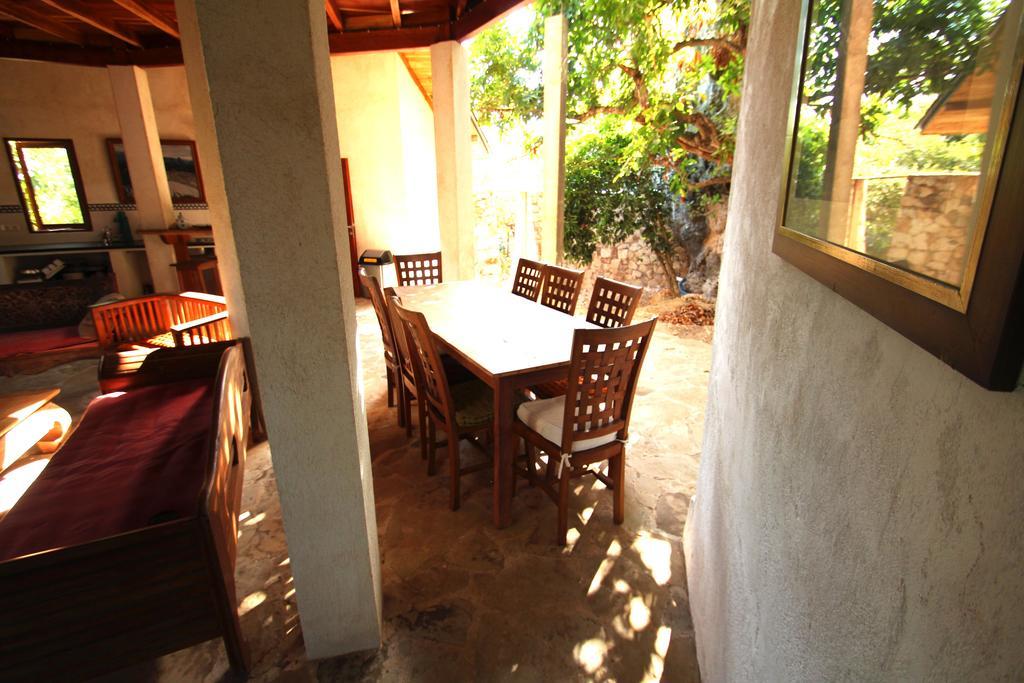 Boa Hill Surf House Hotel Nembrala Exterior foto