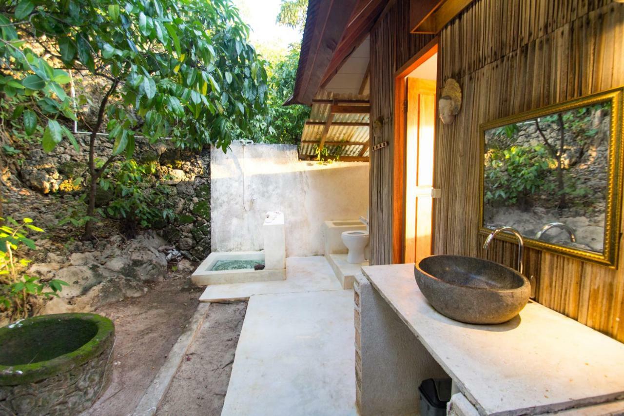 Boa Hill Surf House Hotel Nembrala Exterior foto